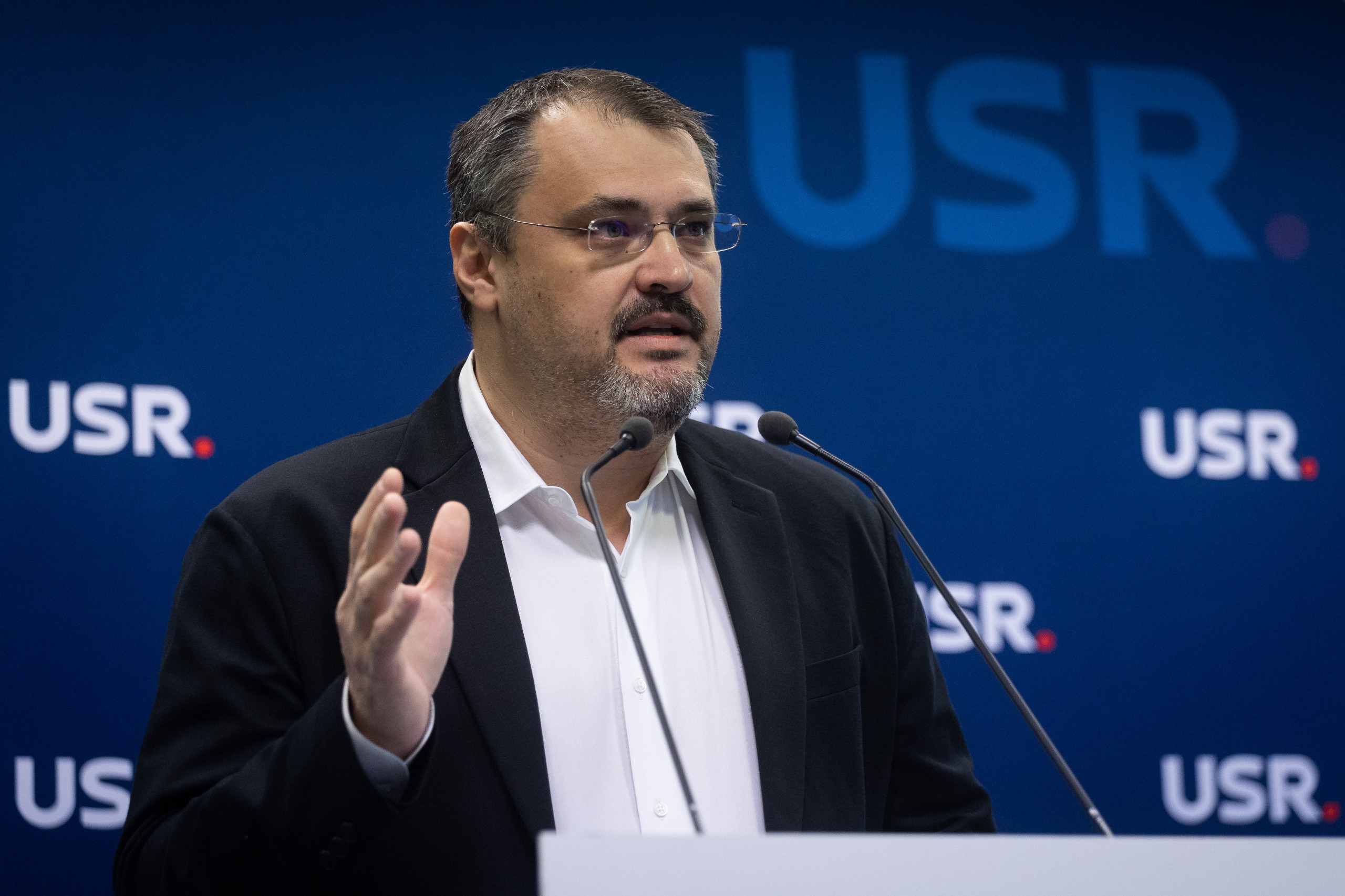 Cristian Ghinea: Guvernul vrea să renunțe la 3 miliarde de euro din PNRR. Îi cer lui Ciolacu să renunțe la acest plan și să se apuce de muncă!